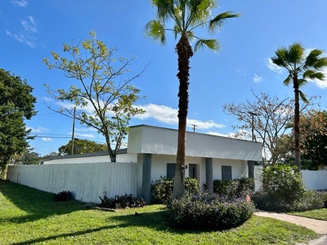 3328 NE 11th Ave, Oakland Park, FL for sale - Building Photo - Image 1 of 1