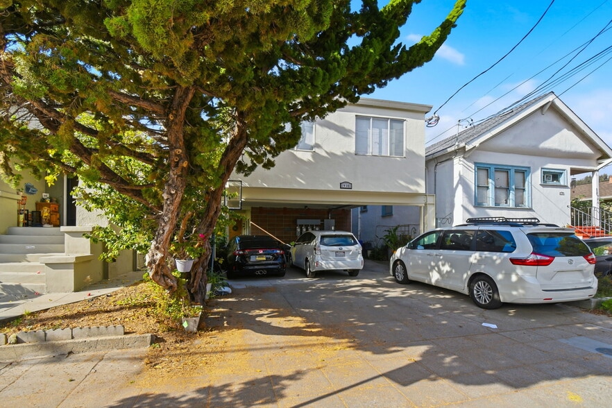 930 Kains Ave, Albany, CA for sale - Building Photo - Image 3 of 9