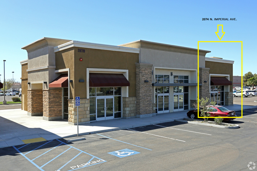 2140-2184 N Imperial Ave, El Centro, CA for lease - Building Photo - Image 3 of 22