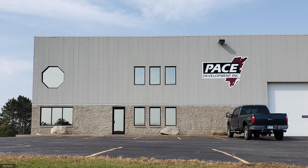 2301 Johanneson Dr NW, Bemidji, MN for sale - Primary Photo - Image 1 of 1