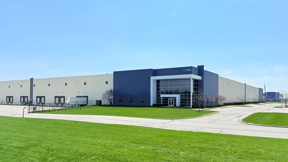 4055 S 500 E, Whitestown, IN for sale - Building Photo - Image 1 of 1