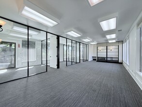 110 Tiburon Blvd, Mill Valley, CA for lease Interior Photo- Image 2 of 14