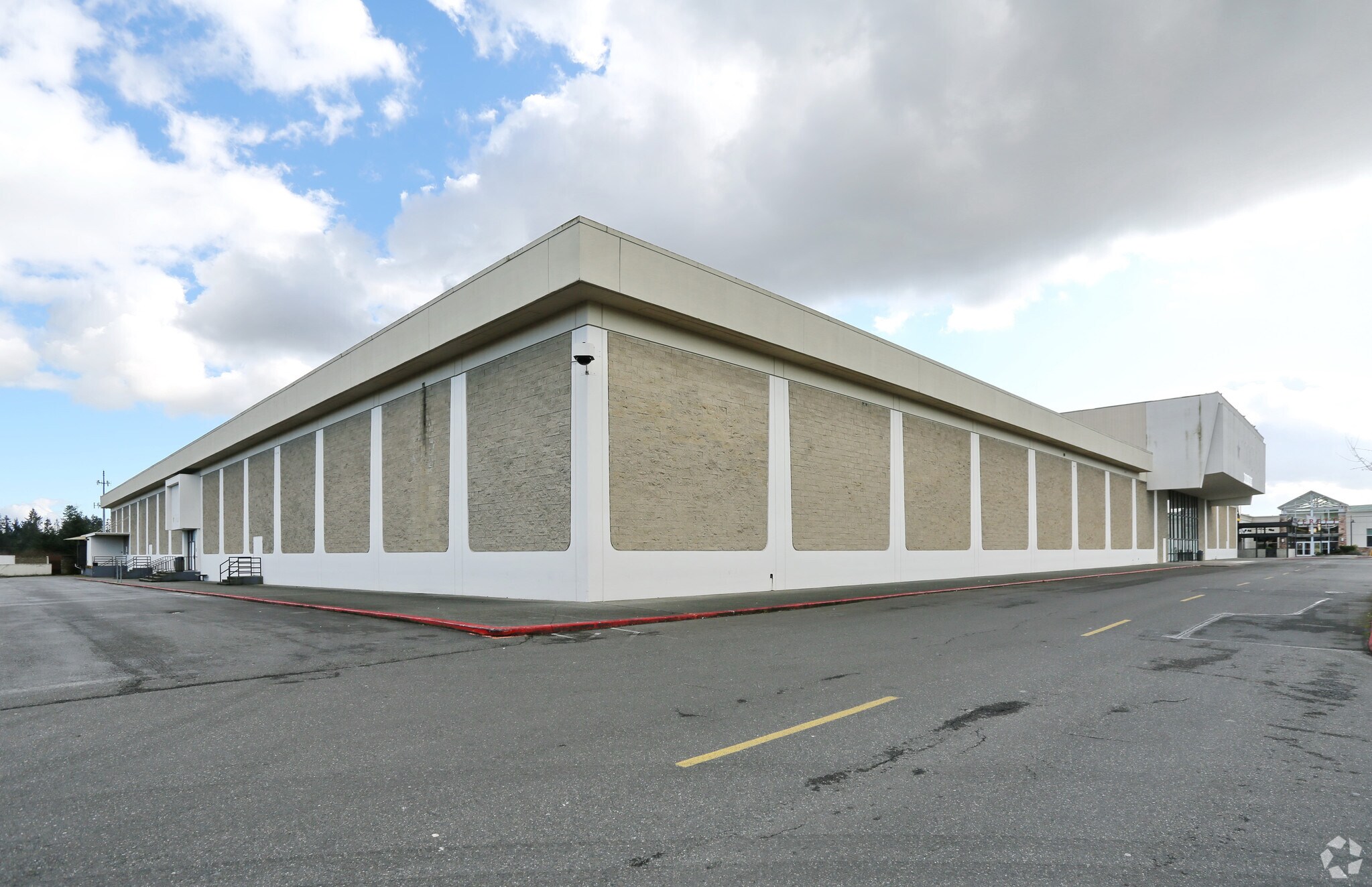 1502 SE Everett Mall Way, Everett, WA for sale Building Photo- Image 1 of 1