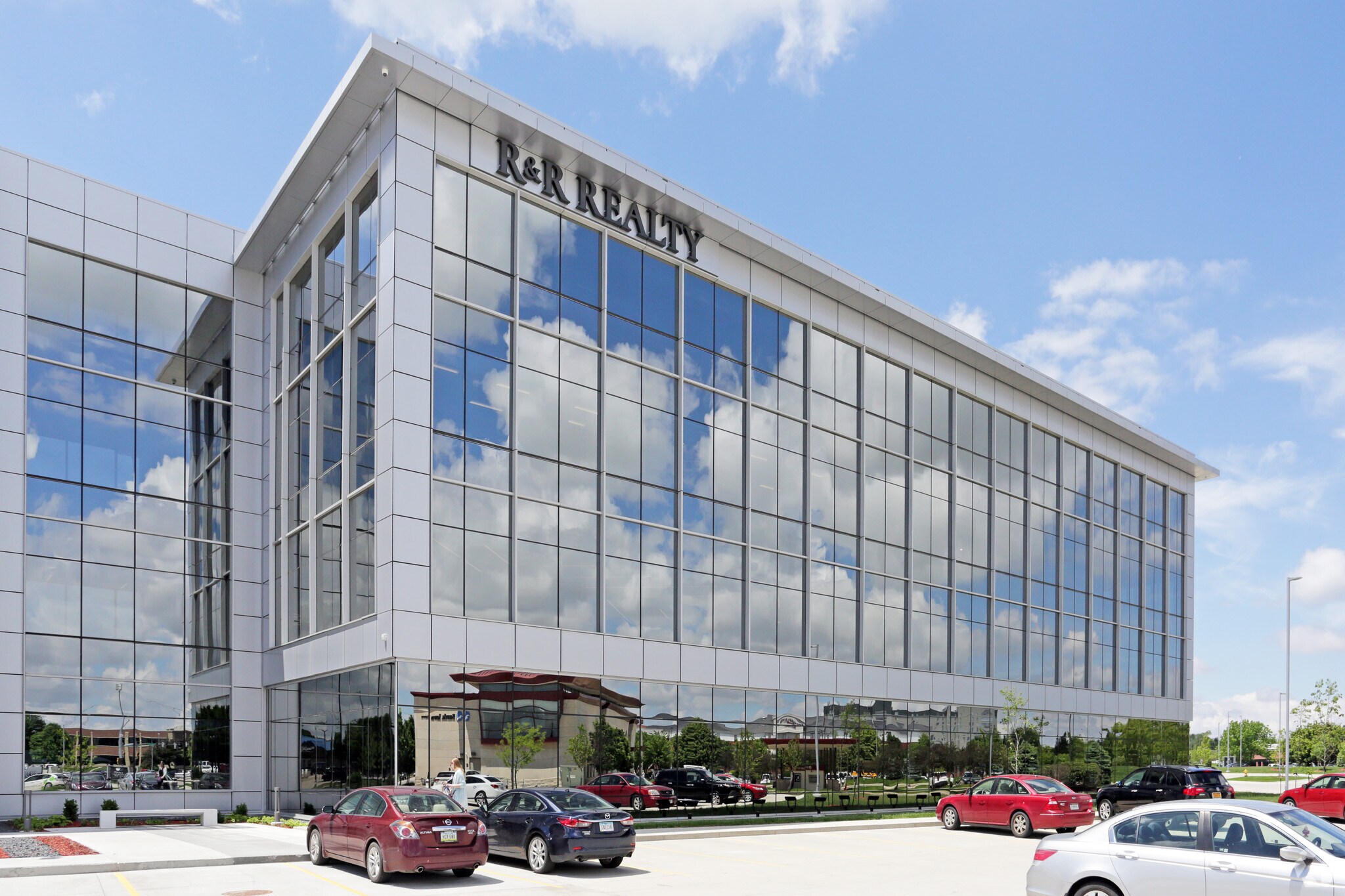 1080 Jordan Creek Pky, West Des Moines, IA 50266 Westfield