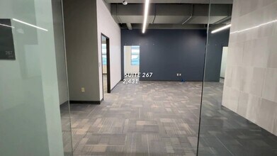 18402 US Highway 281 N, San Antonio, TX for lease - Commercial Listing Video