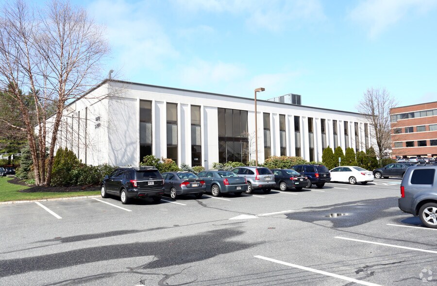 260 Cochituate Rd, Framingham, MA for sale - Building Photo - Image 1 of 1