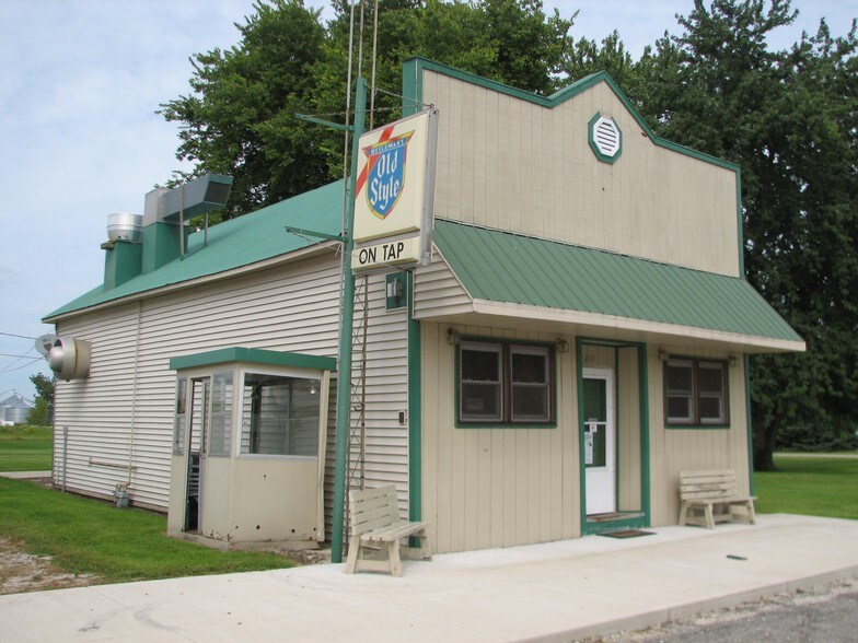 210 Main St, Kinsman, IL for sale - Building Photo - Image 1 of 1