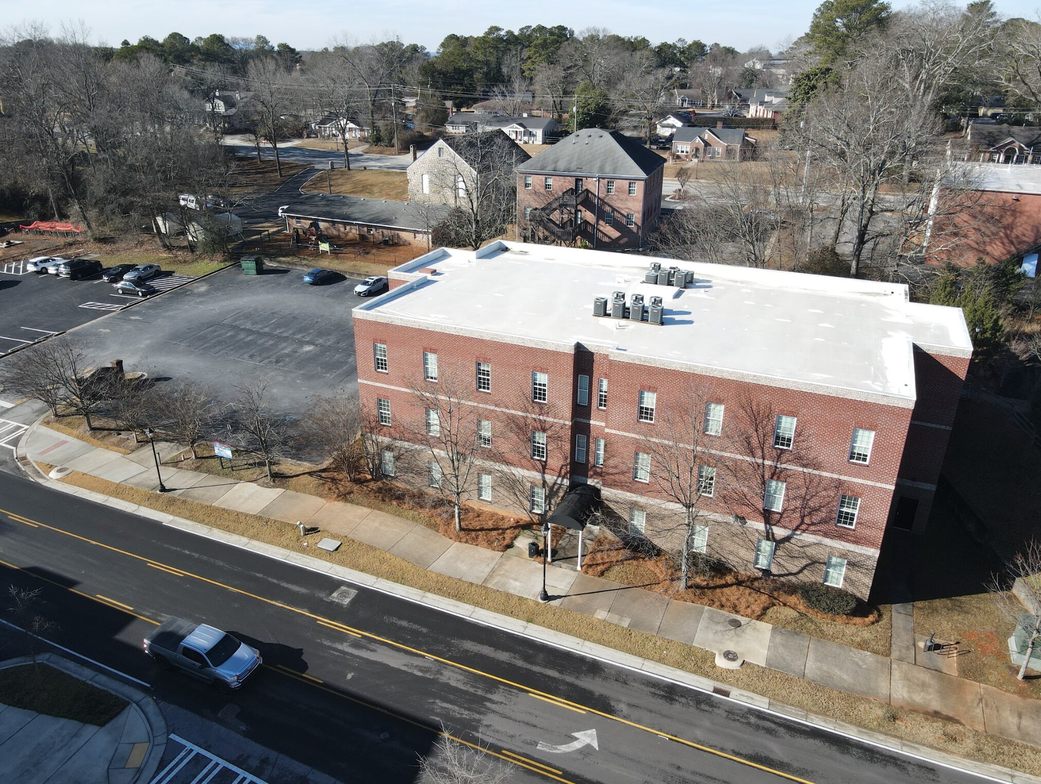 33 S Clayton St, Lawrenceville, GA for lease Building Photo- Image 1 of 25