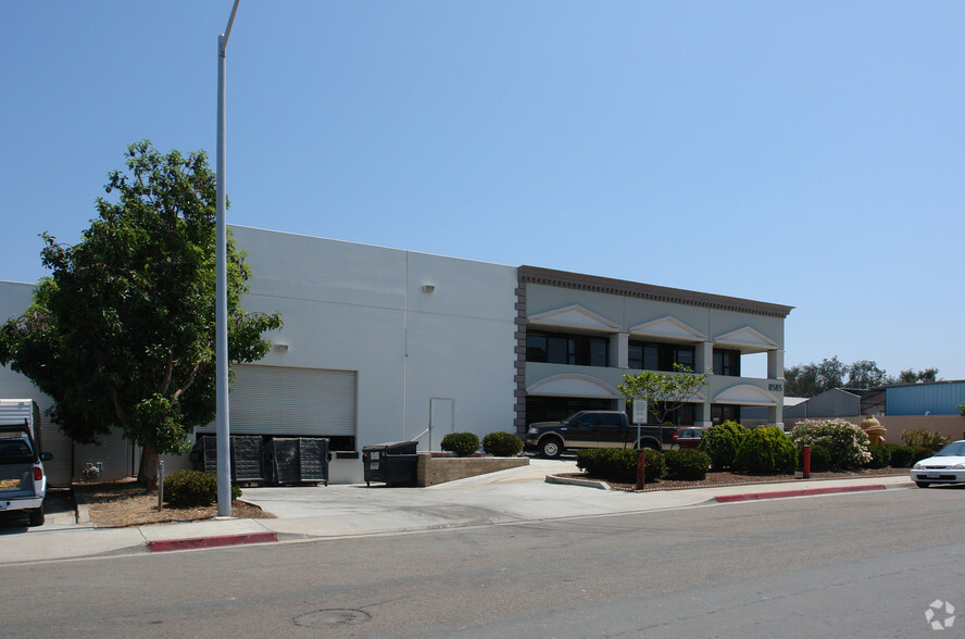 8585 Miramar Pl, San Diego, CA for lease - Building Photo - Image 3 of 7