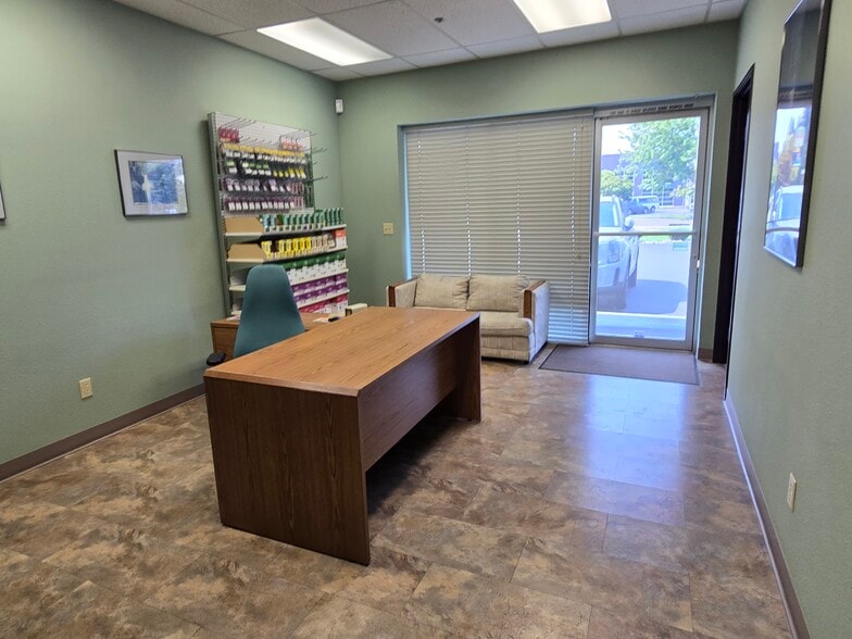 13909 NW 3rd Ct, Vancouver, WA for sale - Building Photo - Image 3 of 8