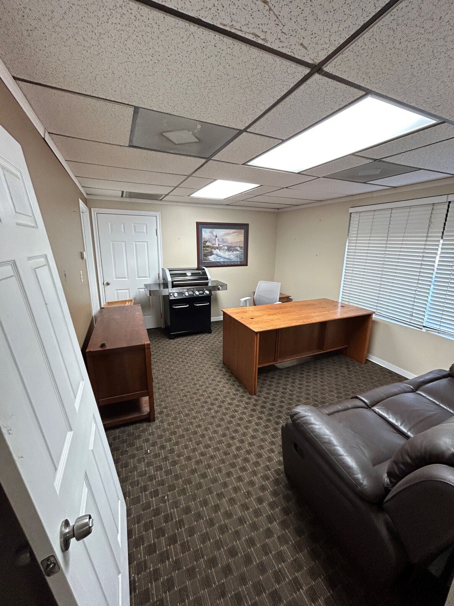 24777-24890 Apple St, Newhall, CA for lease Building Photo- Image 1 of 3