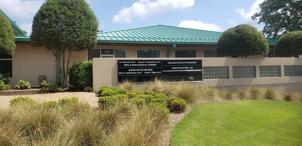 10310 W Markham St, Little Rock, AR for sale - Building Photo - Image 2 of 14