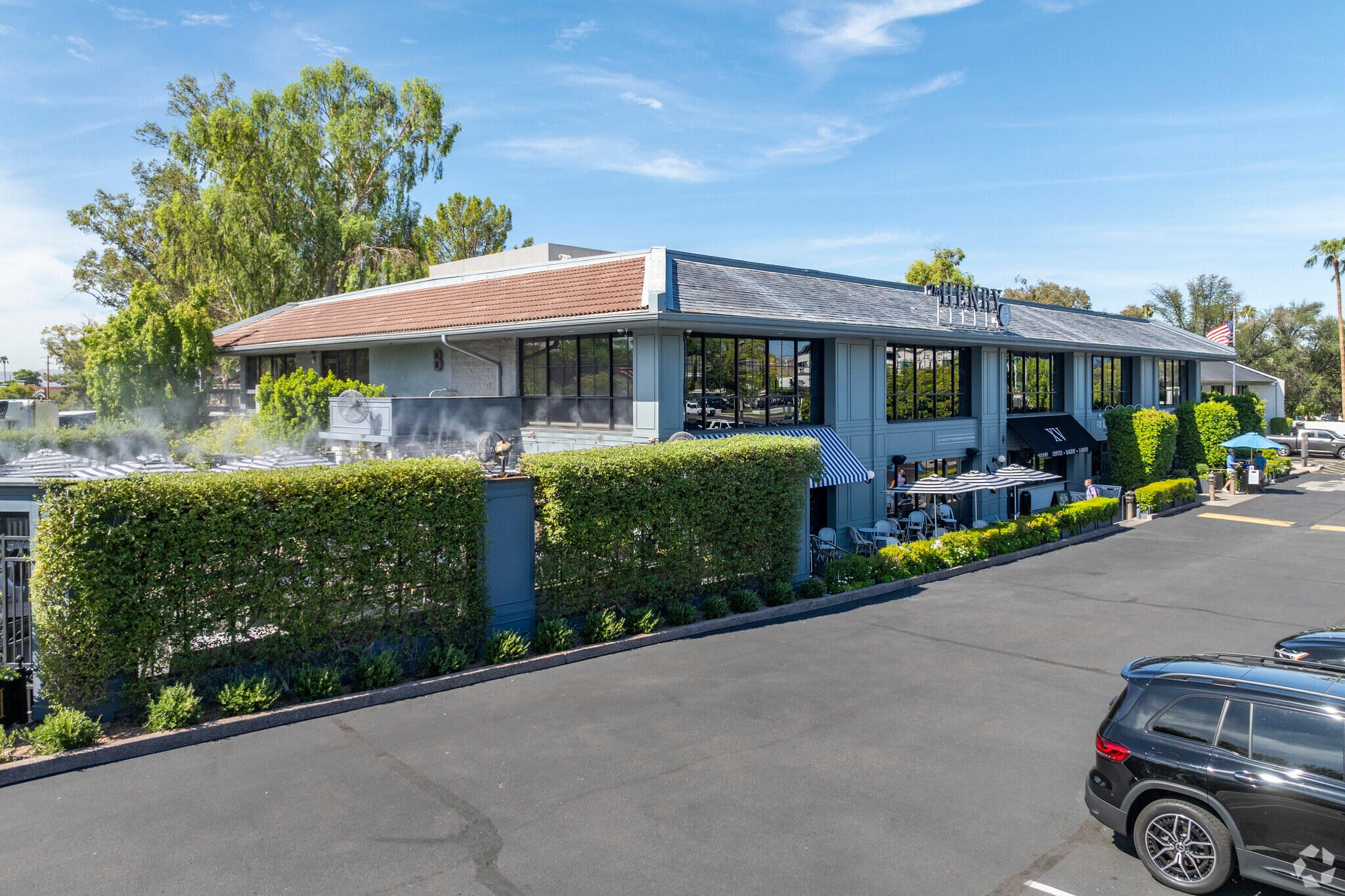 4455 E Camelback Rd, Phoenix, AZ for lease Primary Photo- Image 1 of 6