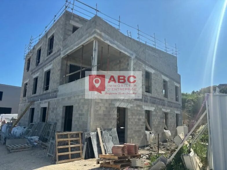 Office in Grabels for lease - Building Photo - Image 2 of 4