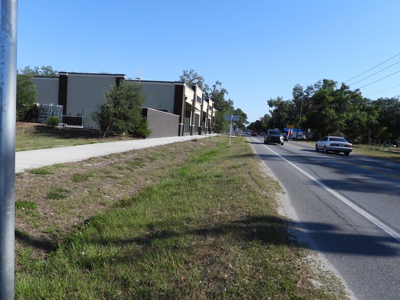 38430 A Ave, Zephyrhills, FL for sale - Primary Photo - Image 2 of 4