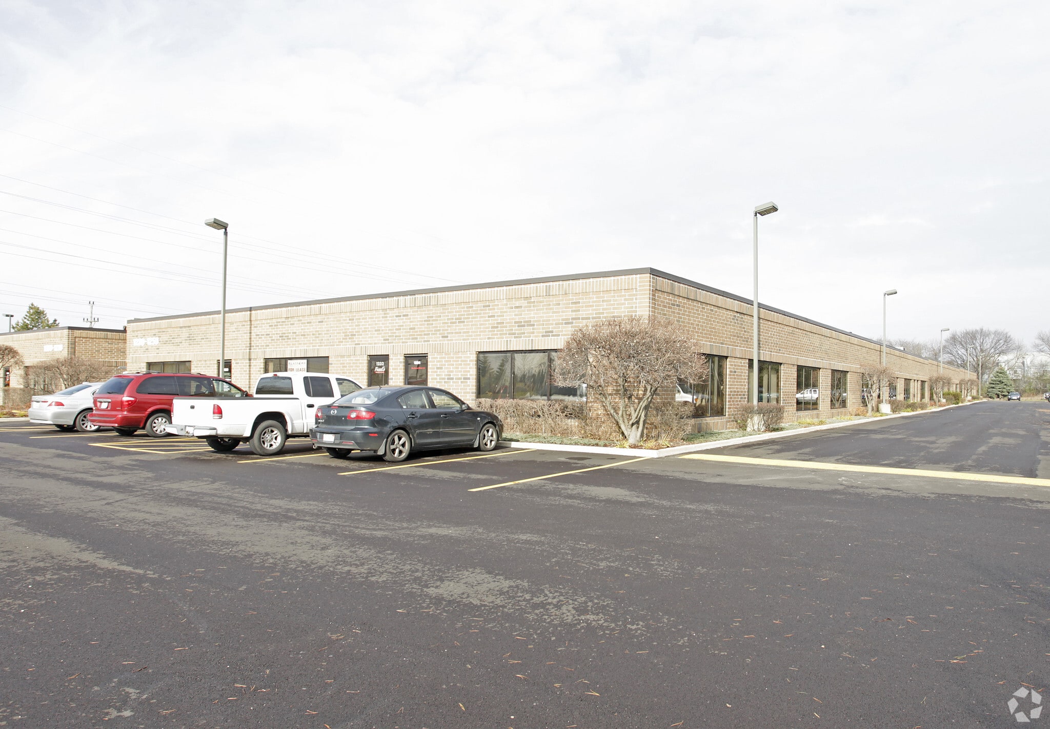 1230-1258 Allanson Rd, Mundelein, IL for lease Building Photo- Image 1 of 15