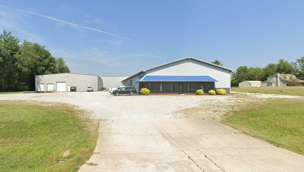 11624 E State Road 250, Crothersville, IN for lease - Primary Photo - Image 1 of 18