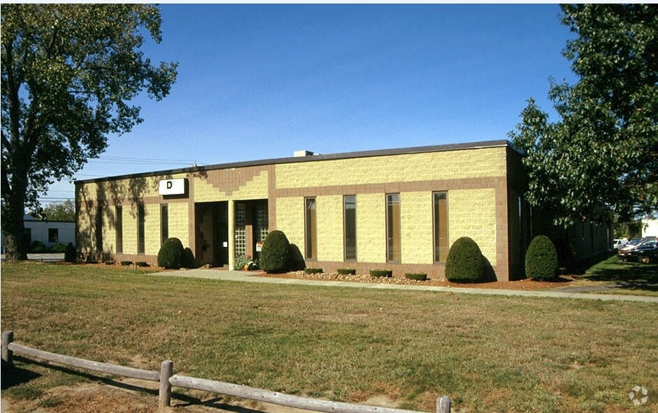 121 Bartlett St, Marlborough, MA for lease Primary Photo- Image 1 of 15