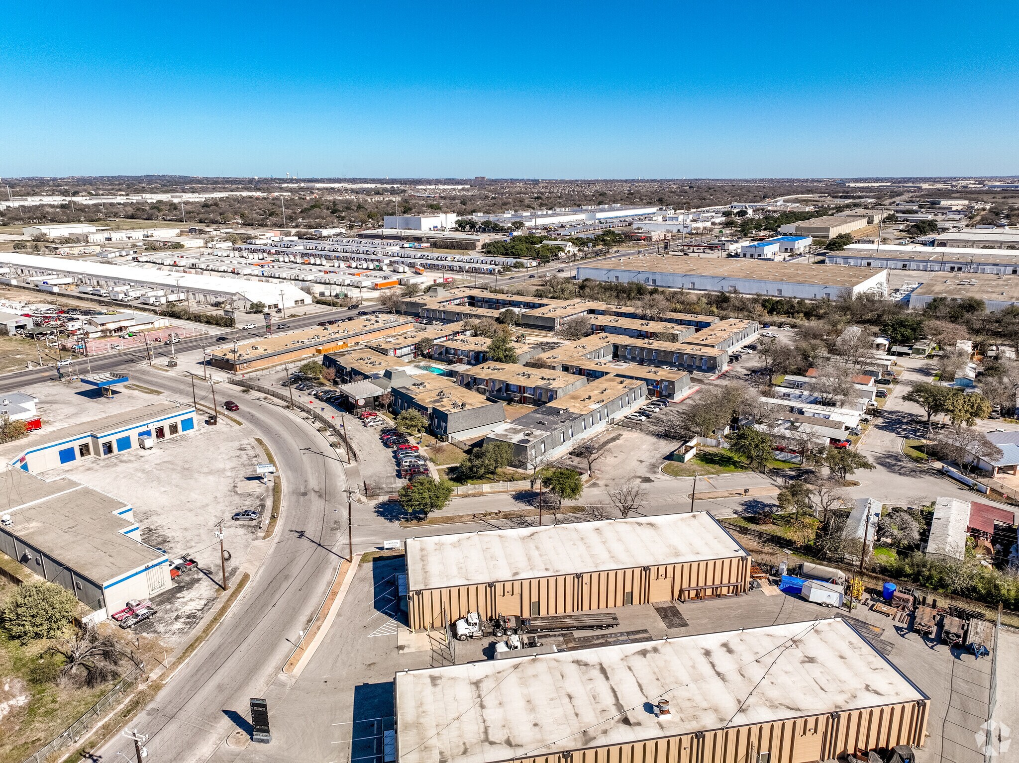 4848 Goldfield, San Antonio, TX 78218 Horizon Apartments