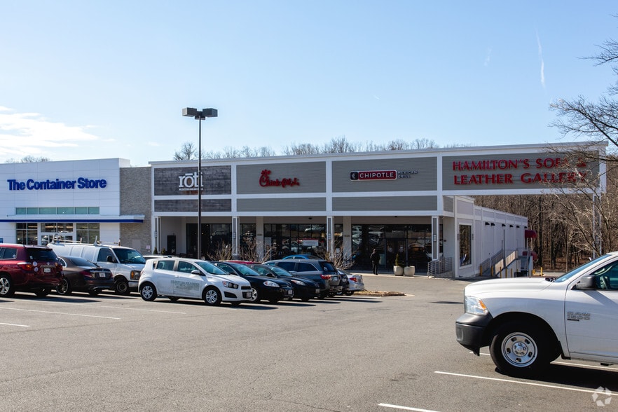 8459-8461 Leesburg Pike, Vienna, VA for sale - Building Photo - Image 1 of 1