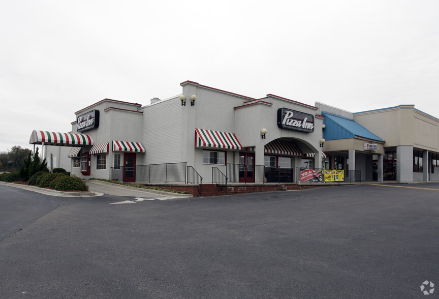 1948-1952 S Horner Blvd, Sanford, NC for sale - Primary Photo - Image 1 of 1