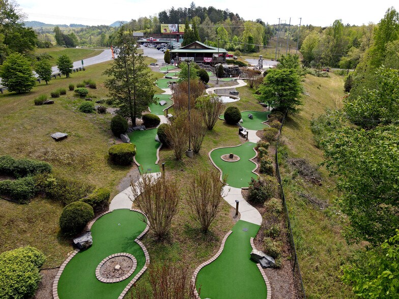 7289 W US 64 Hwy, Murphy, NC for sale - Primary Photo - Image 1 of 1