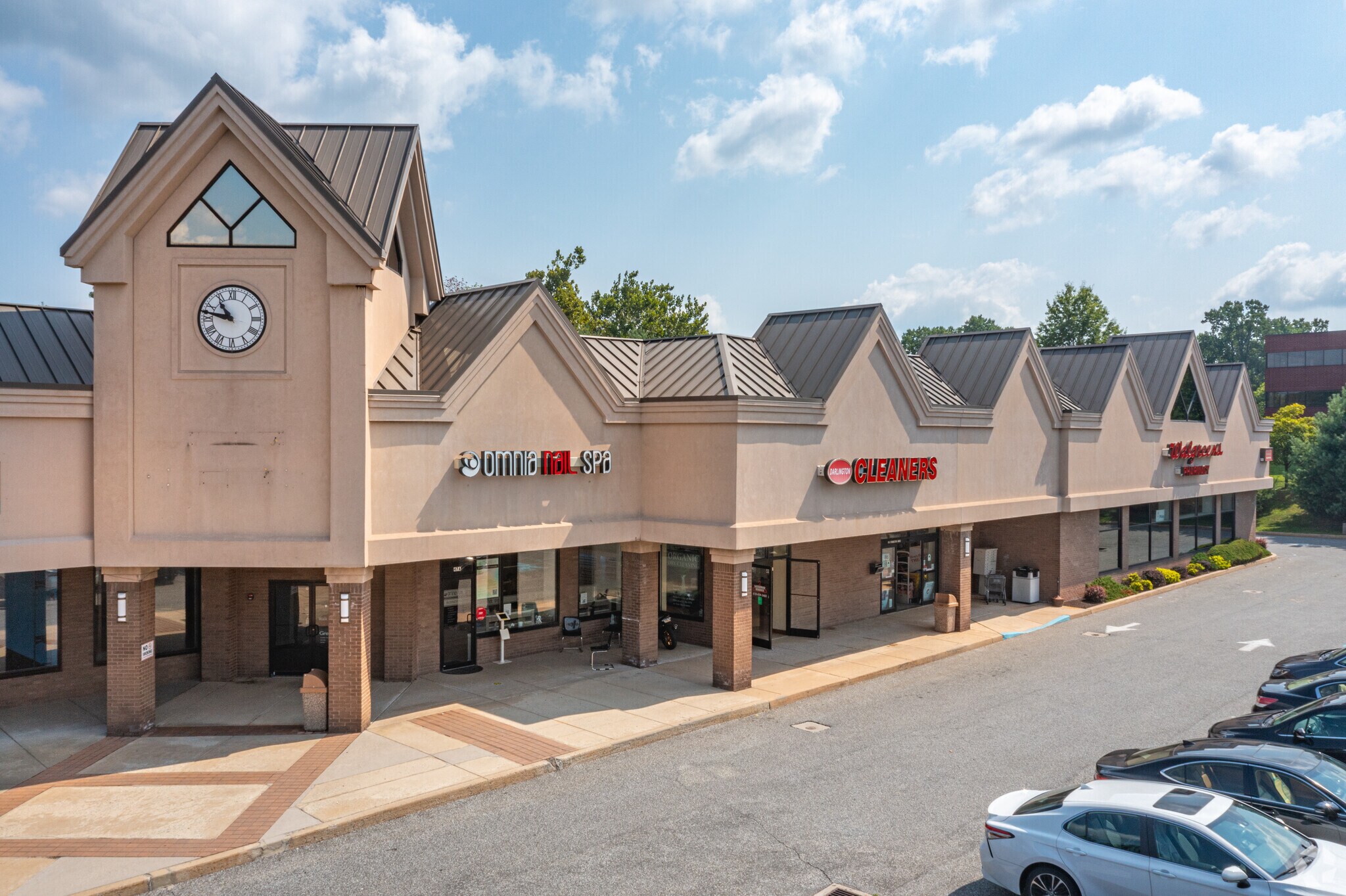 4551 Baltimore Pike, Glen Mills, PA 19342 Darlington Square Shopping