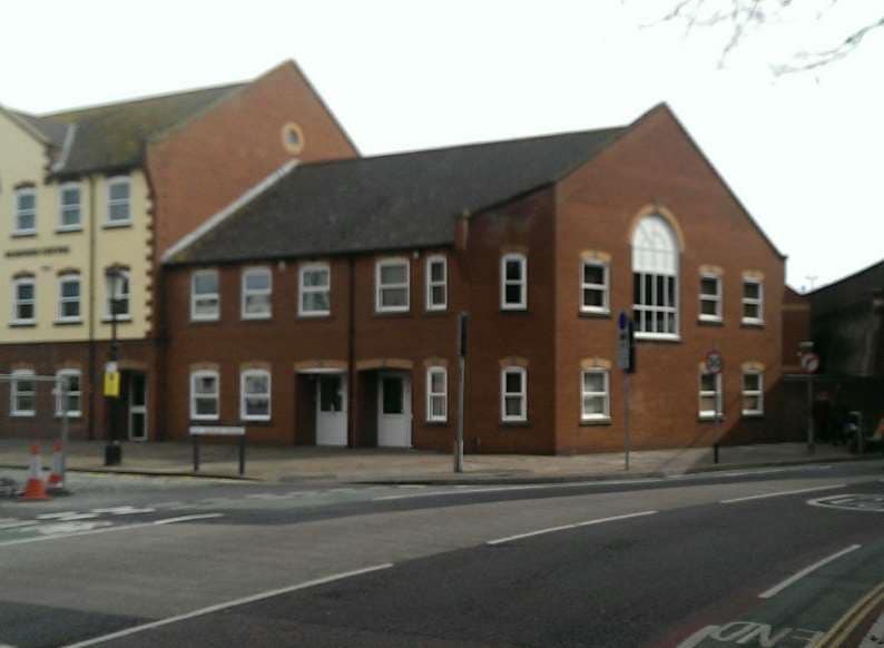 St Georges Sq, Portsmouth for sale - Building Photo - Image 3 of 57