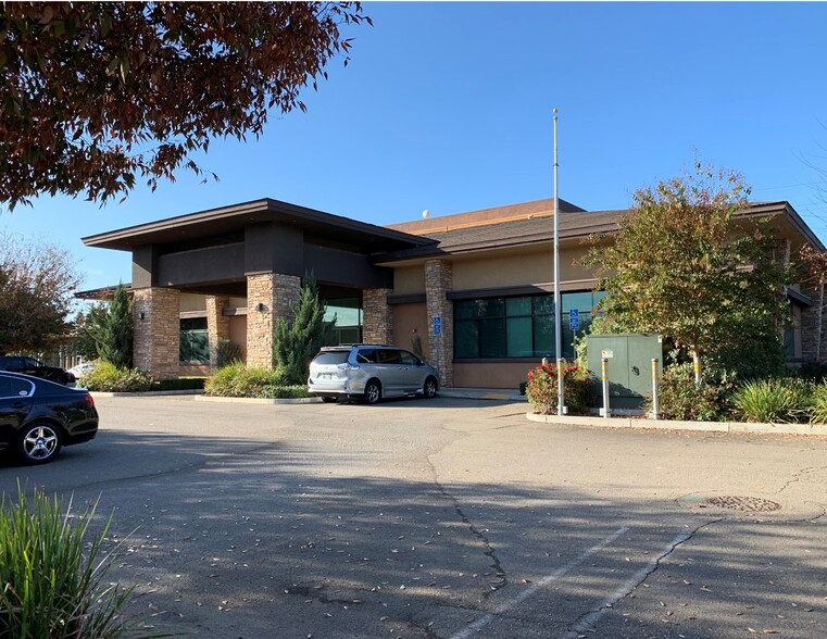 1507 E March Ln, Stockton, CA for lease - Building Photo - Image 2 of 6