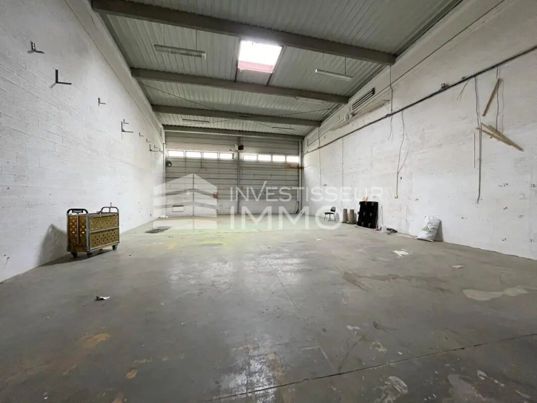 Office in Vitry-sur-Seine for lease Interior Photo- Image 1 of 11