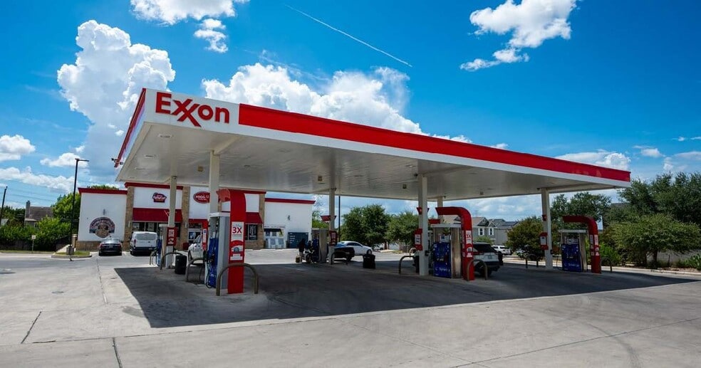 14527 Higgins Rd, San Antonio, TX for sale - Primary Photo - Image 2 of 2