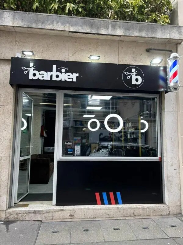 Vente Commerce 32 m² - Photo 1