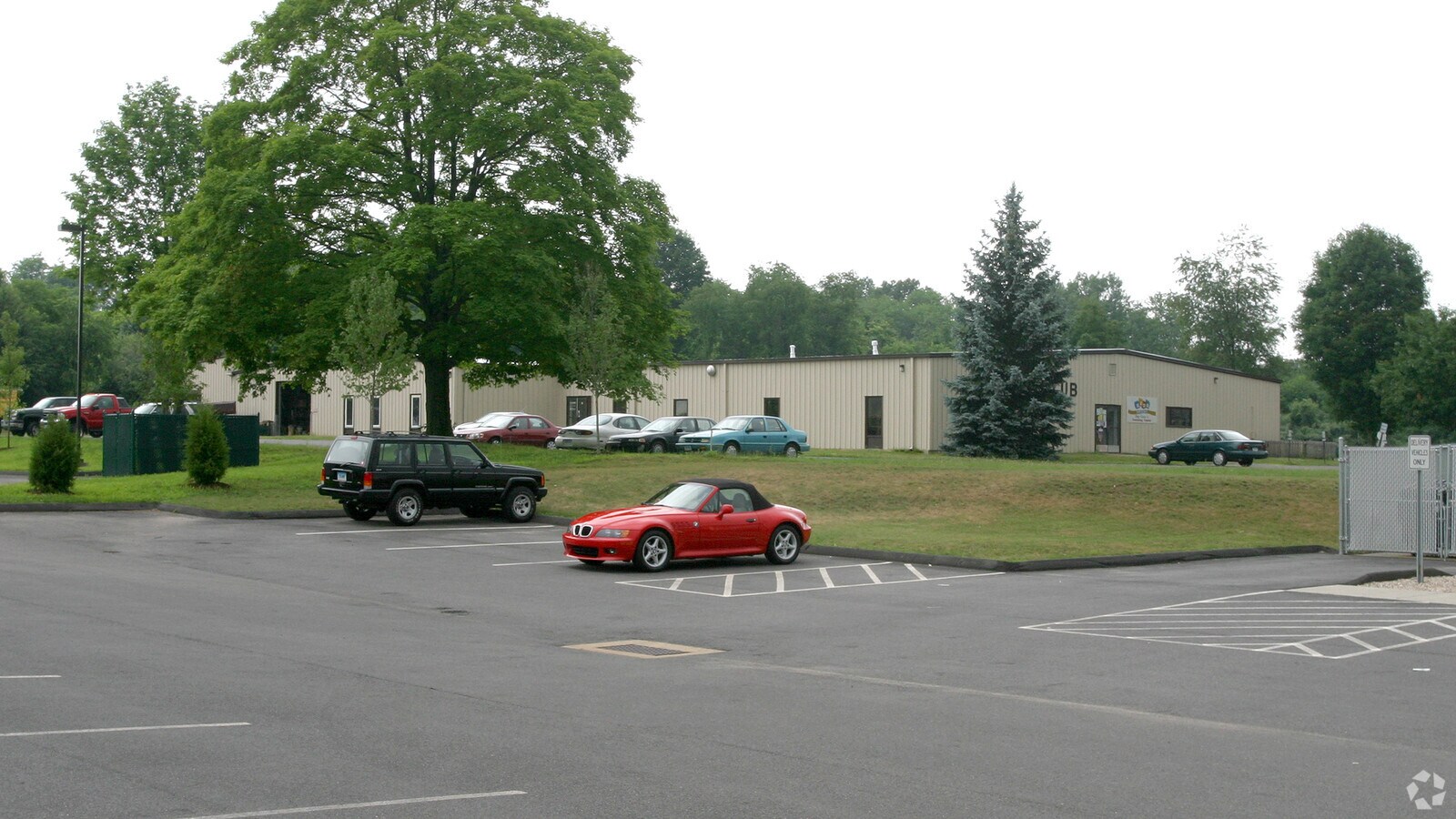 38 New Britain Ave, Rocky Hill, CT 06067