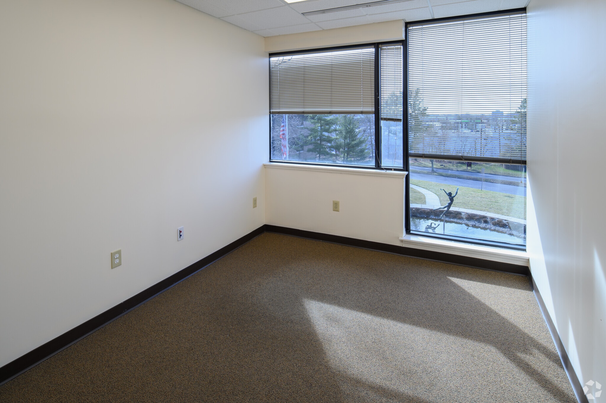 51 Haddonfield Rd, Cherry Hill, NJ 08002 Colwick Business Center