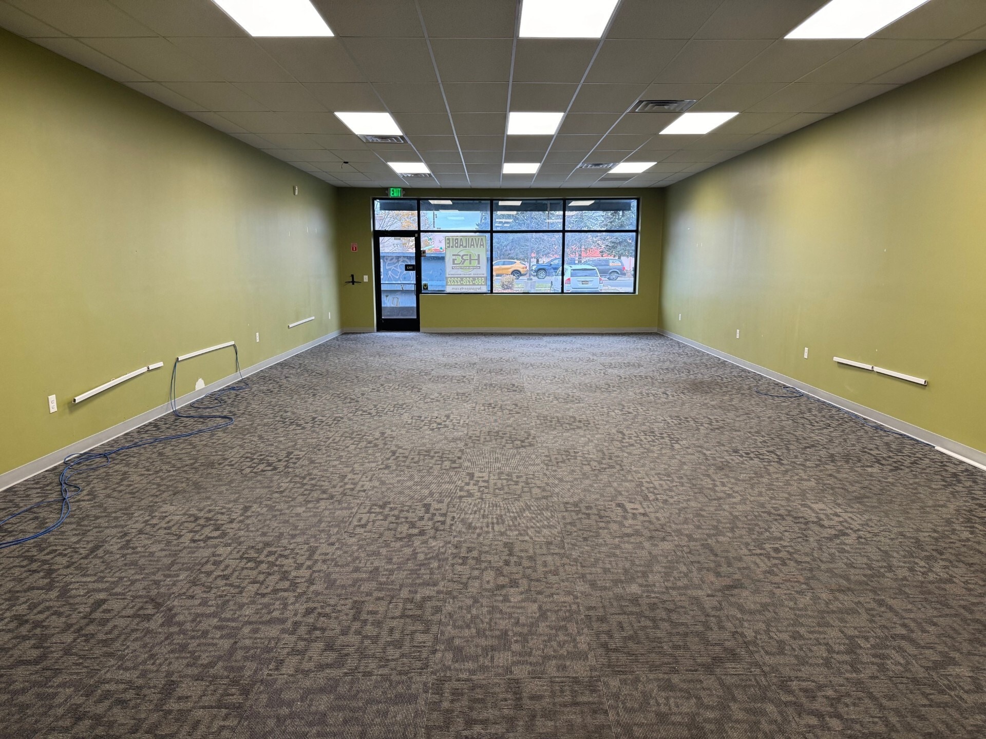 Orchard Lake Ave, Pontiac, MI for lease Interior Photo- Image 1 of 4