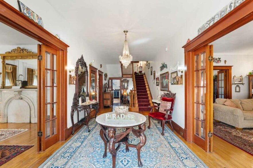 6100 Frederick Ave, Catonsville, MD for sale - Interior Photo - Image 3 of 15