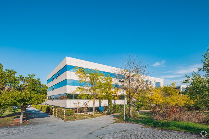 Calle Fuerteventura, 4, San Sebastián de los Reyes, Madrid for lease - Building Photo - Image 3 of 3