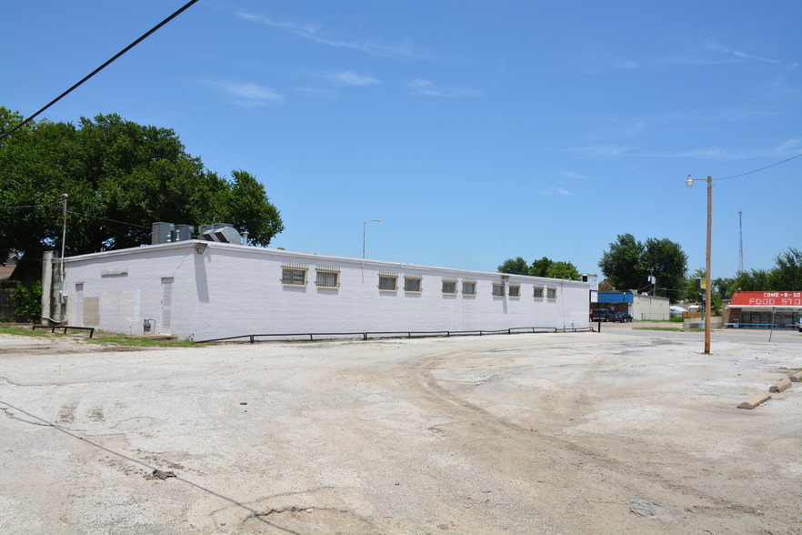 2820 Hemphill St, Fort Worth, TX for sale - Building Photo - Image 3 of 3