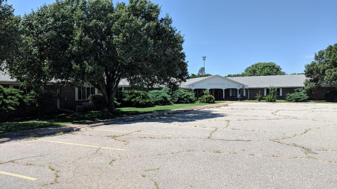 619 S US Highway 77, Douglass, KS for sale Primary Photo- Image 1 of 1