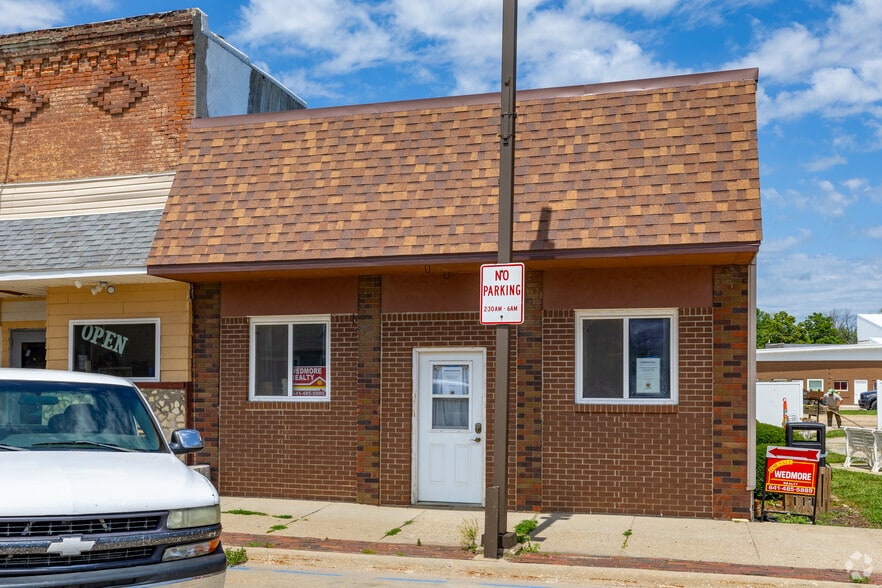 215 W 3rd St, Tama, IA for sale - Building Photo - Image 2 of 2