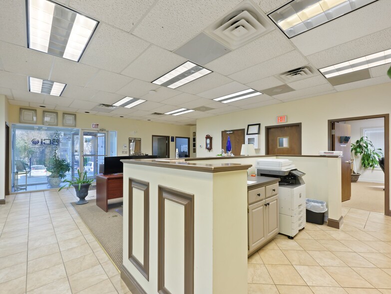 2567 Athens Hwy, Gainesville, GA for sale - Interior Photo - Image 3 of 87