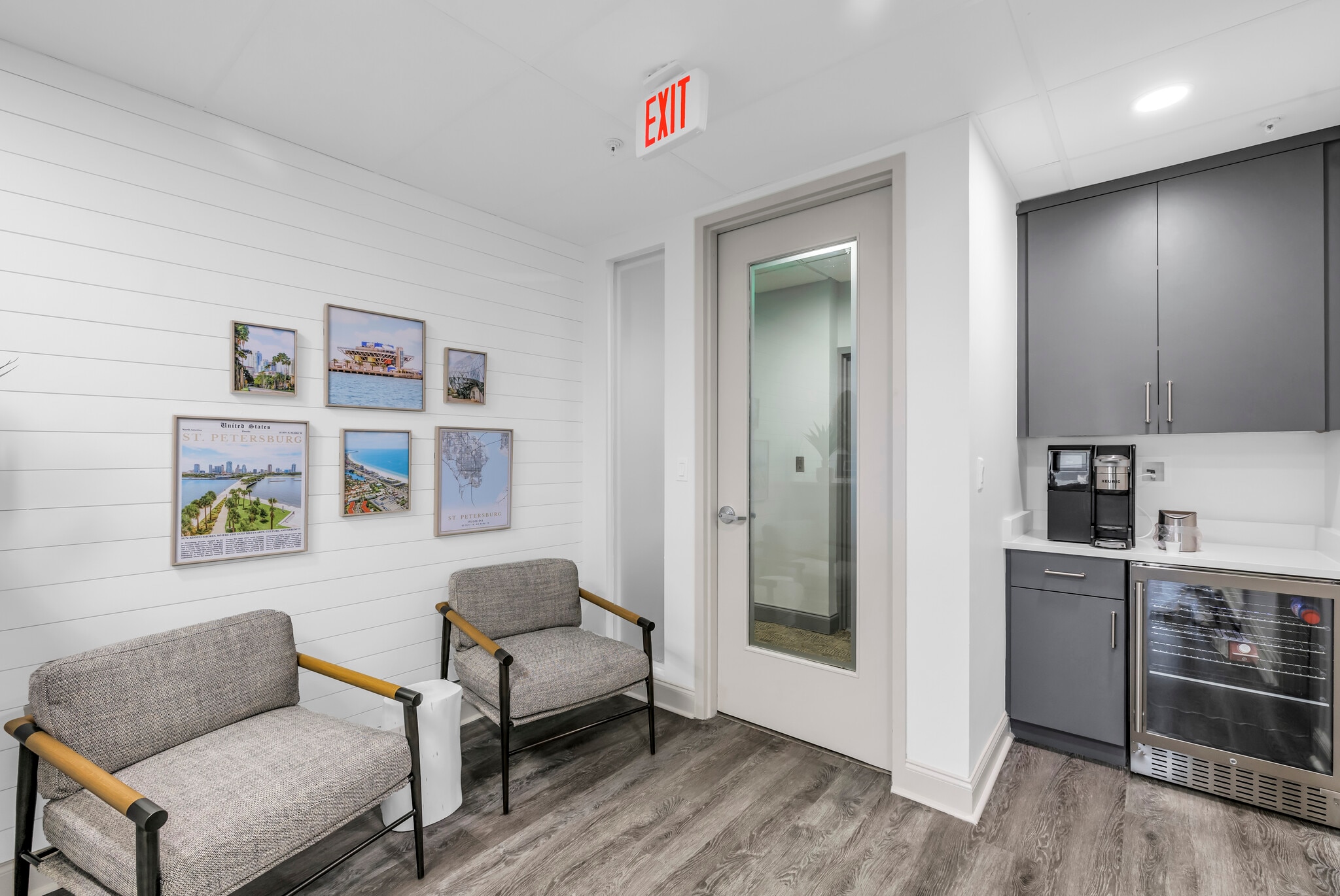 111 2nd Ave NE, Saint Petersburg, FL for lease Interior Photo- Image 1 of 25