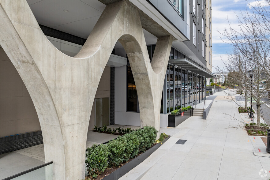 1000 Spring St, Atlanta, GA for lease - Building Photo - Image 3 of 97