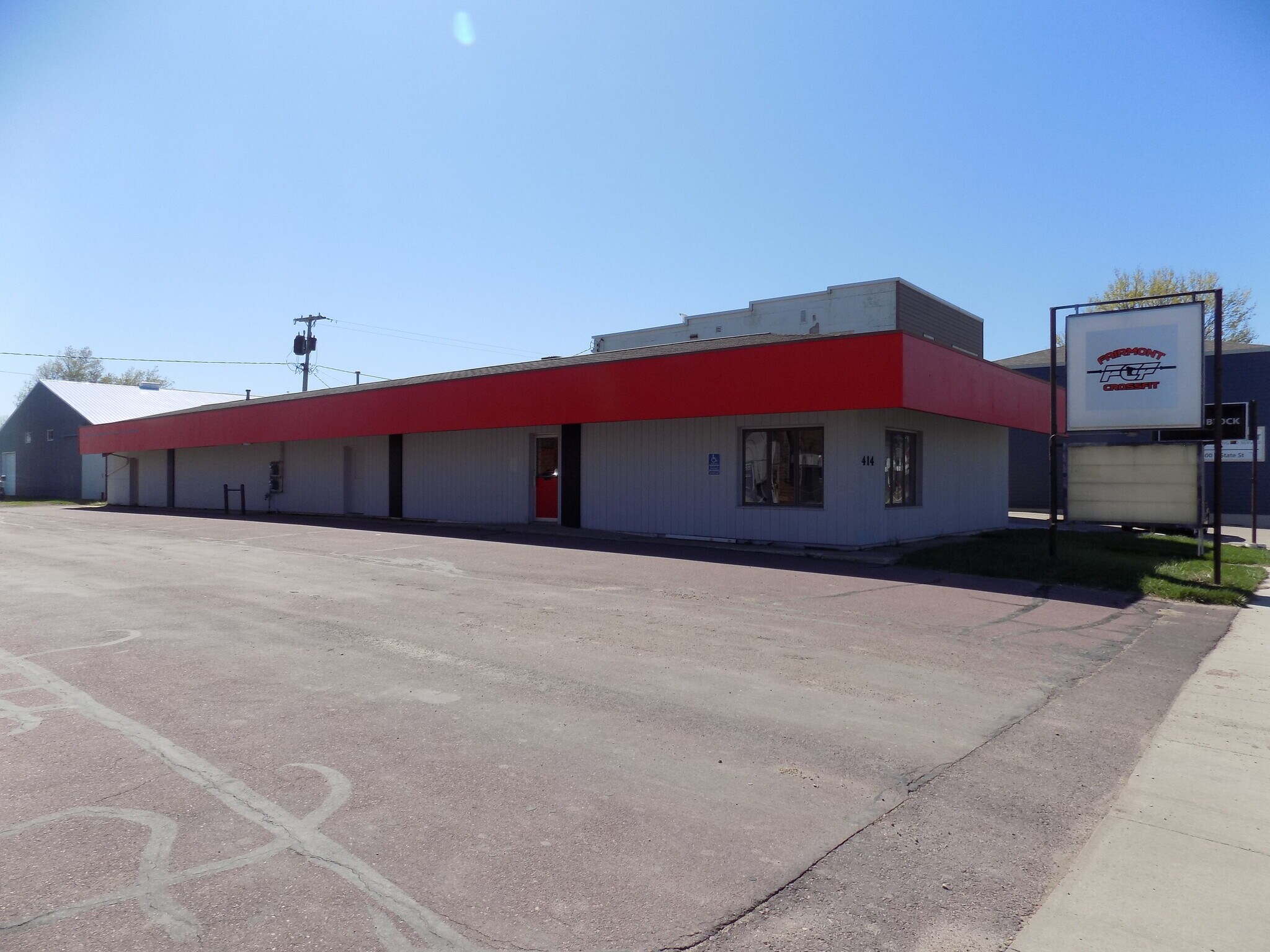 414 N State St, Fairmont, MN for sale Primary Photo- Image 1 of 1