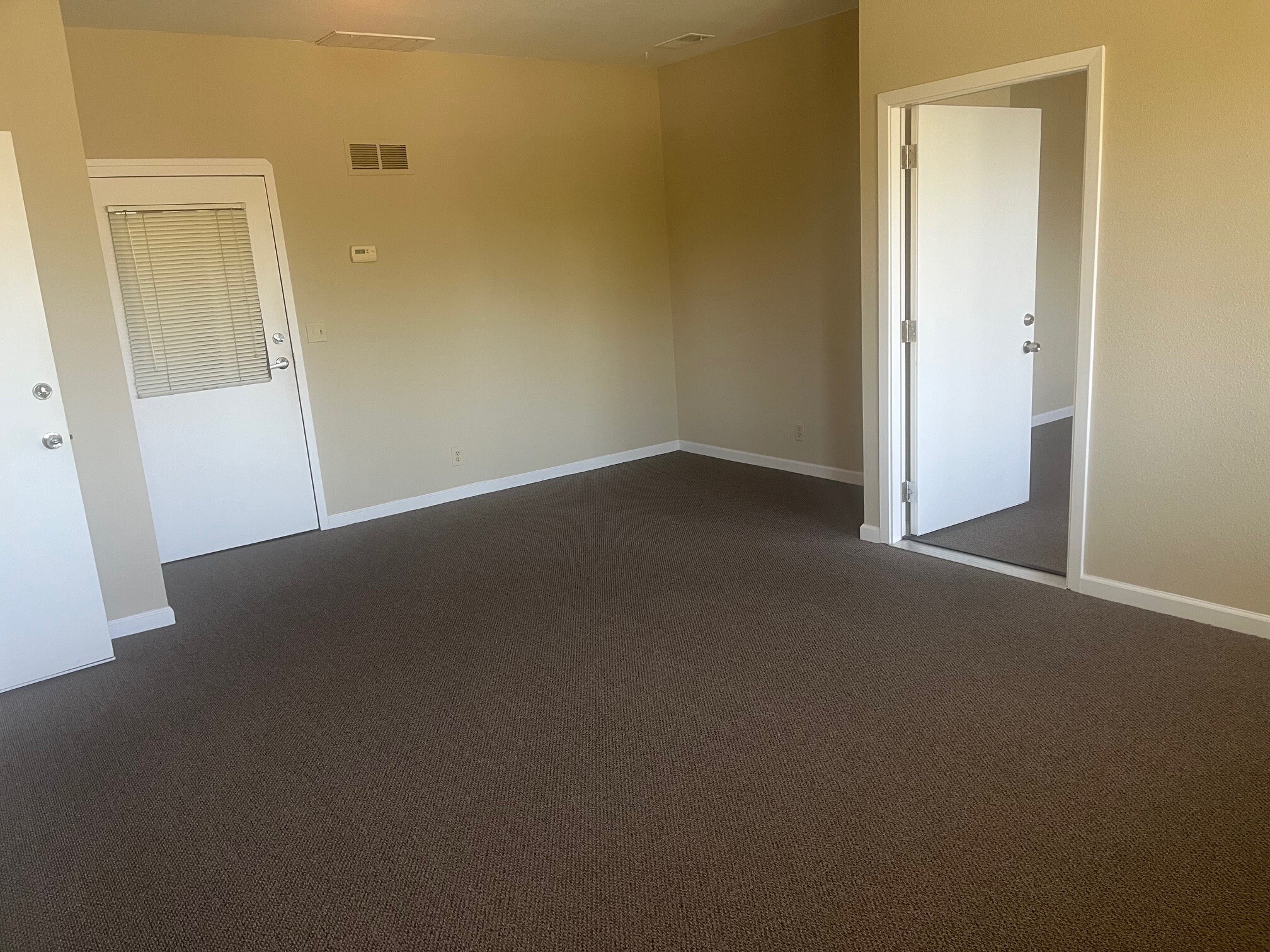 1610 Oak Park Blvd, Pleasant Hill, CA for lease Interior Photo- Image 1 of 4