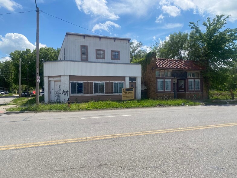 6319-6123 Stadium Dr, Kansas City, MO for sale - Building Photo - Image 1 of 10