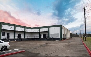 900 Gemini St, Houston, TX for lease Interior Photo- Image 1 of 1