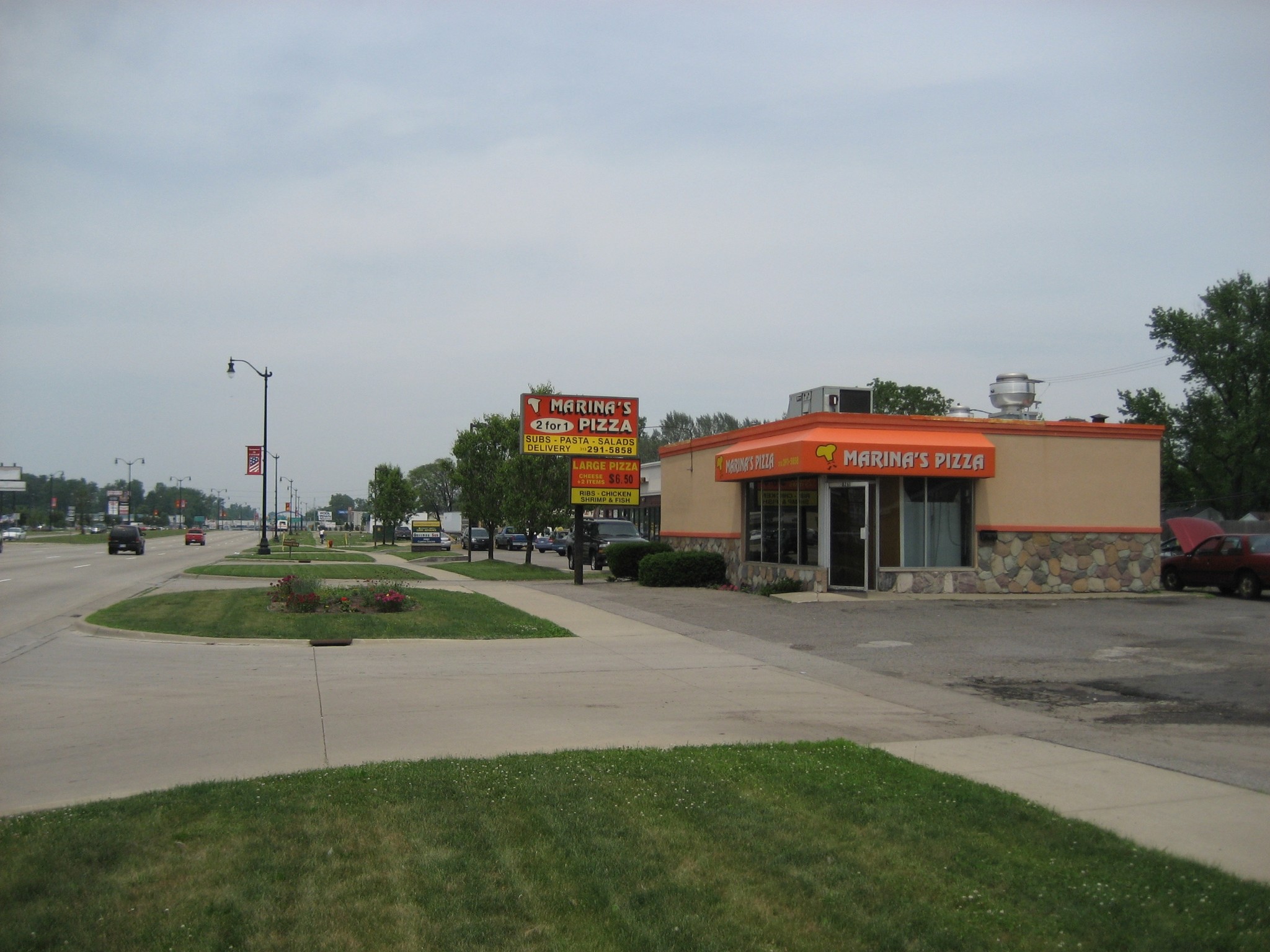 8261 Telegraph Rd, Taylor, MI for sale Building Photo- Image 1 of 1