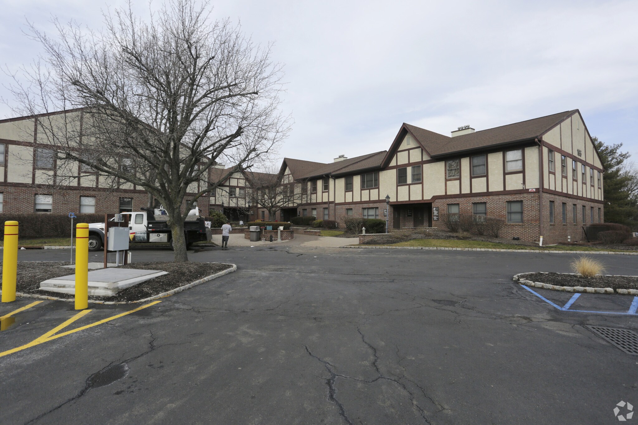 195 Fairfield Ave, West Caldwell, NJ 07006 Office for Sale