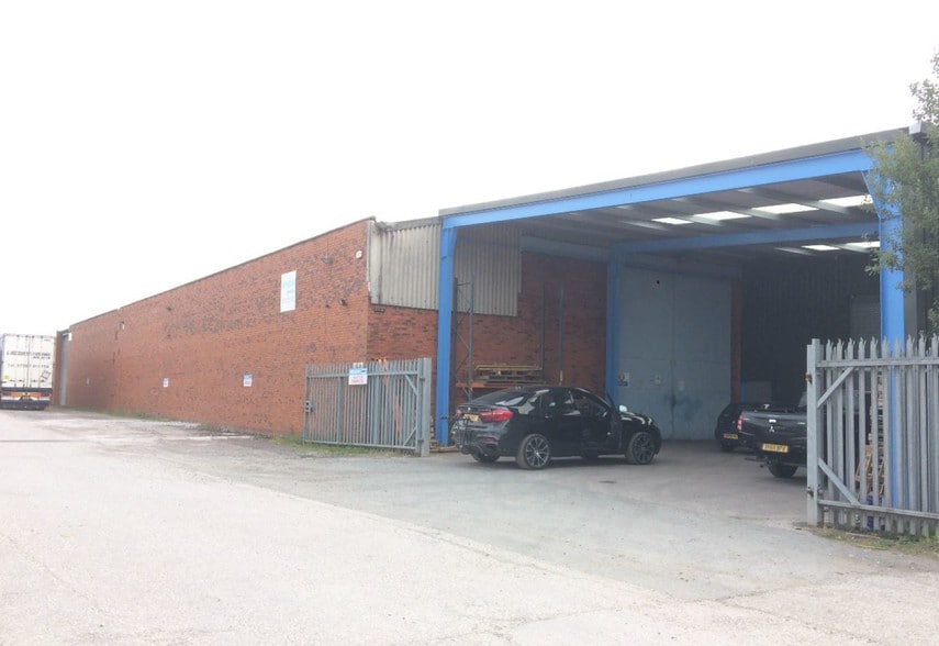 Lightwood Green Industrial Estate, Wrexham for sale - Primary Photo - Image 1 of 1
